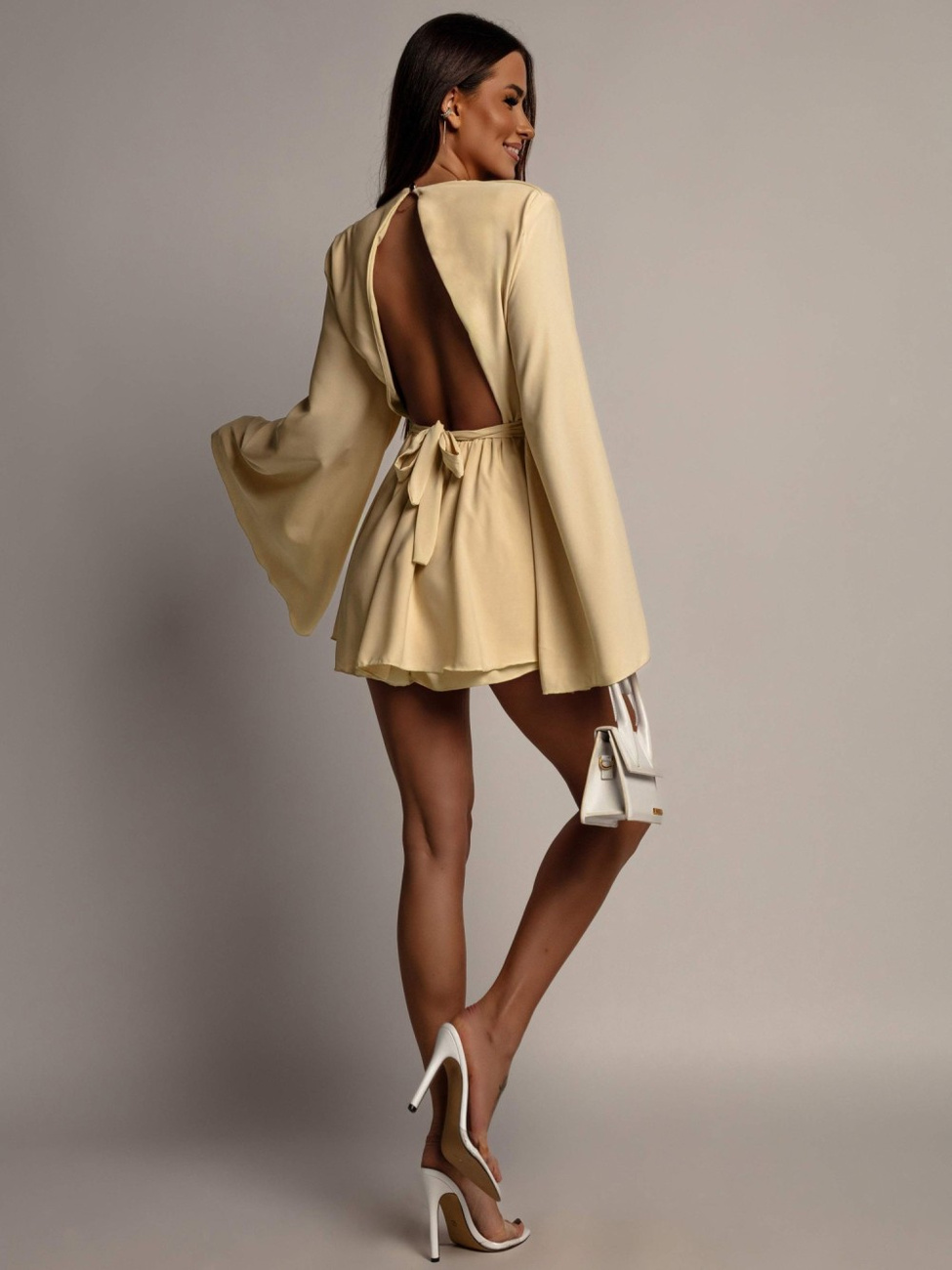 Elegancki kombinezon damski Elegant żółty