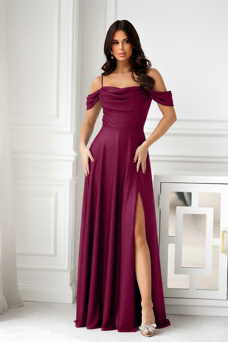 Elegancka Sukienka Z Drapowaniem, Rozcięciem I Błyszczącą Tkaniną bordowy