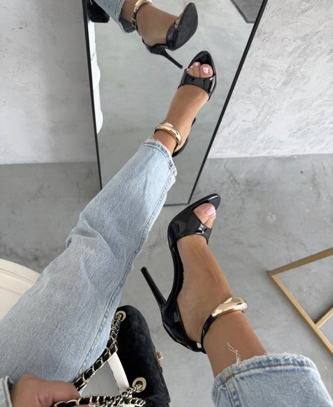 Sandały na Szpilce z Eleganckim Zdobieniem przy Kostce Idarelle czarne