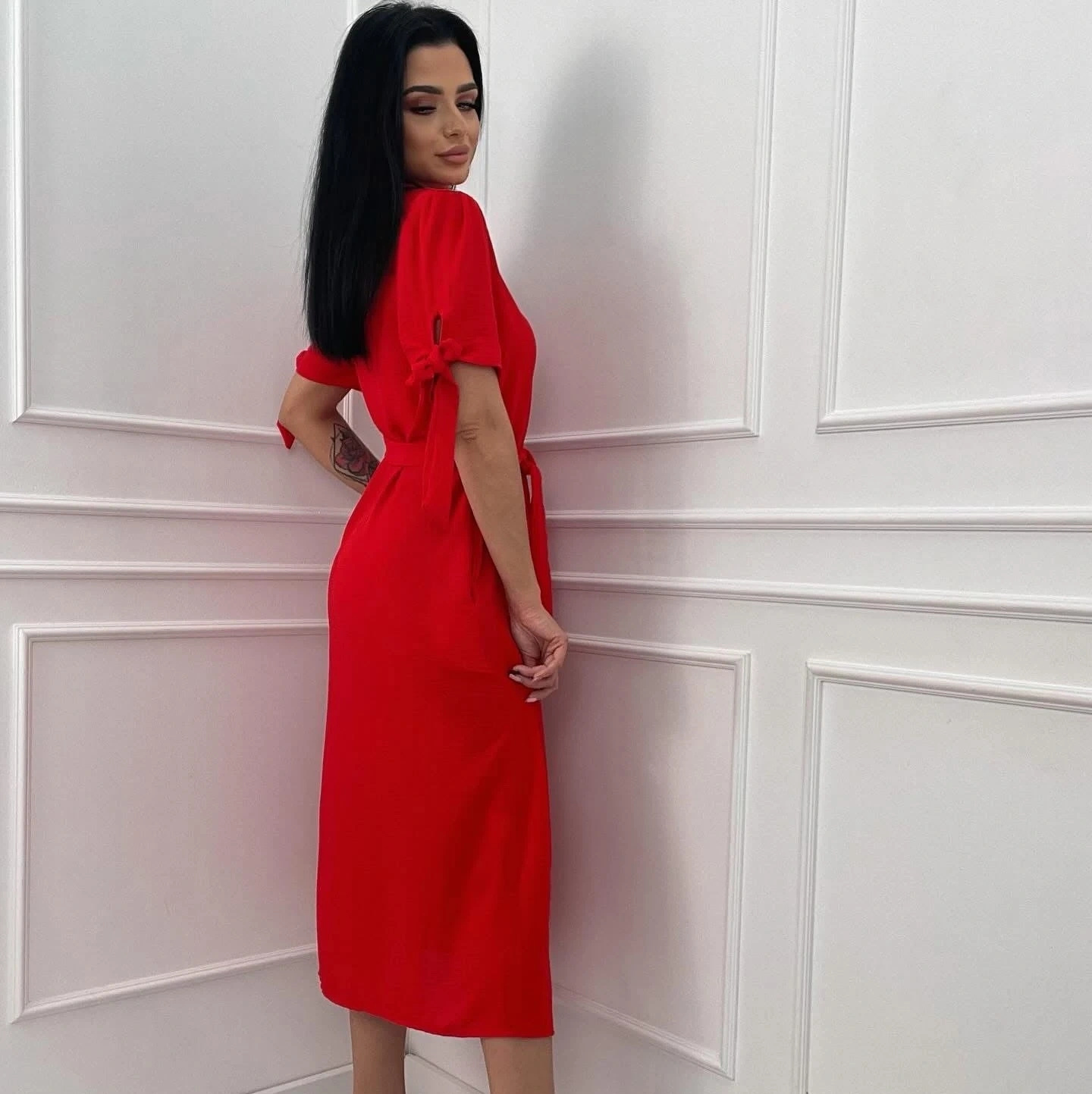 Sukienka koszulowa czerwona midi z paskiem elegancka na lato damska