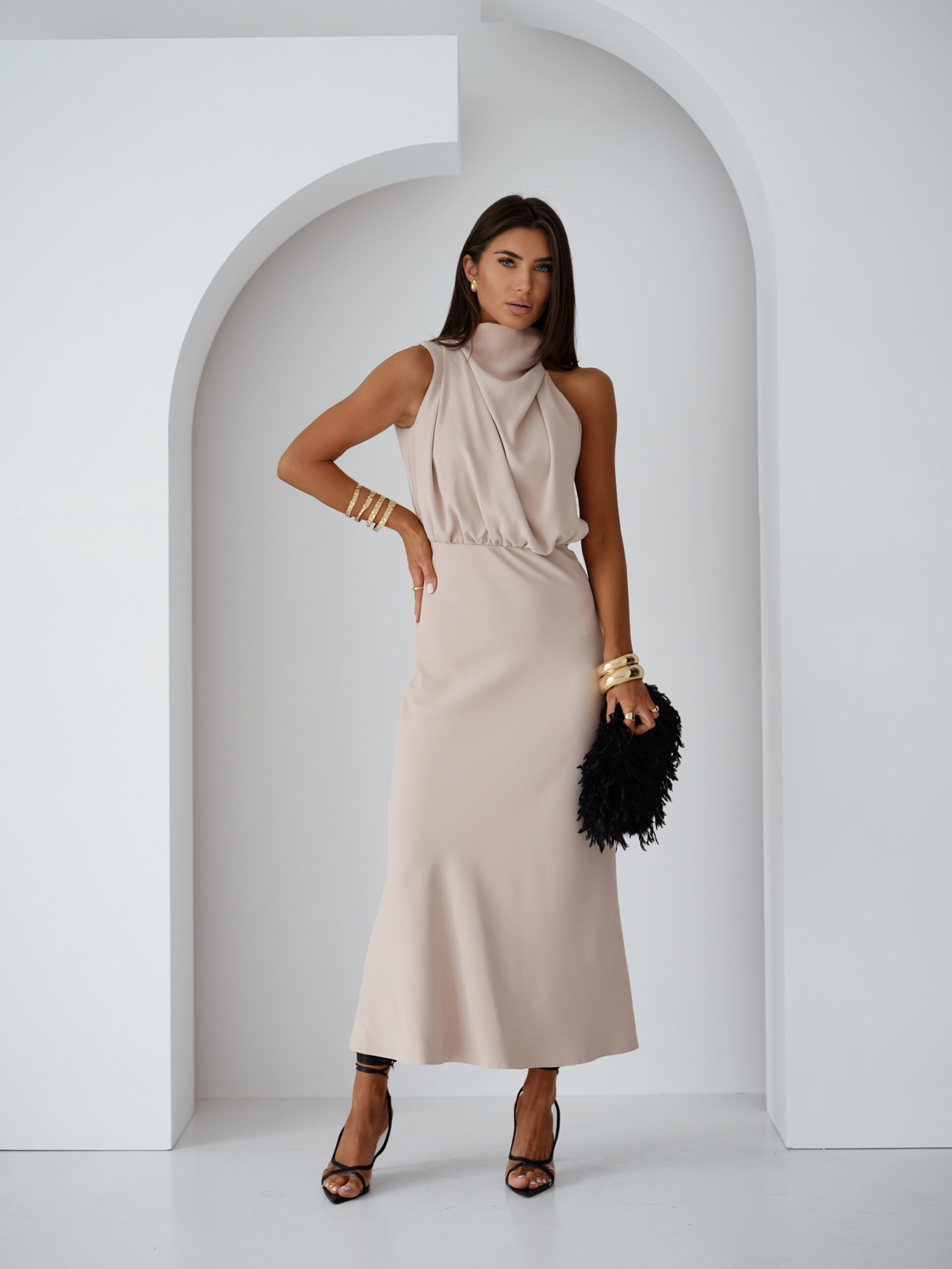 Elegancka maxi Sukienka MOON – beżowy