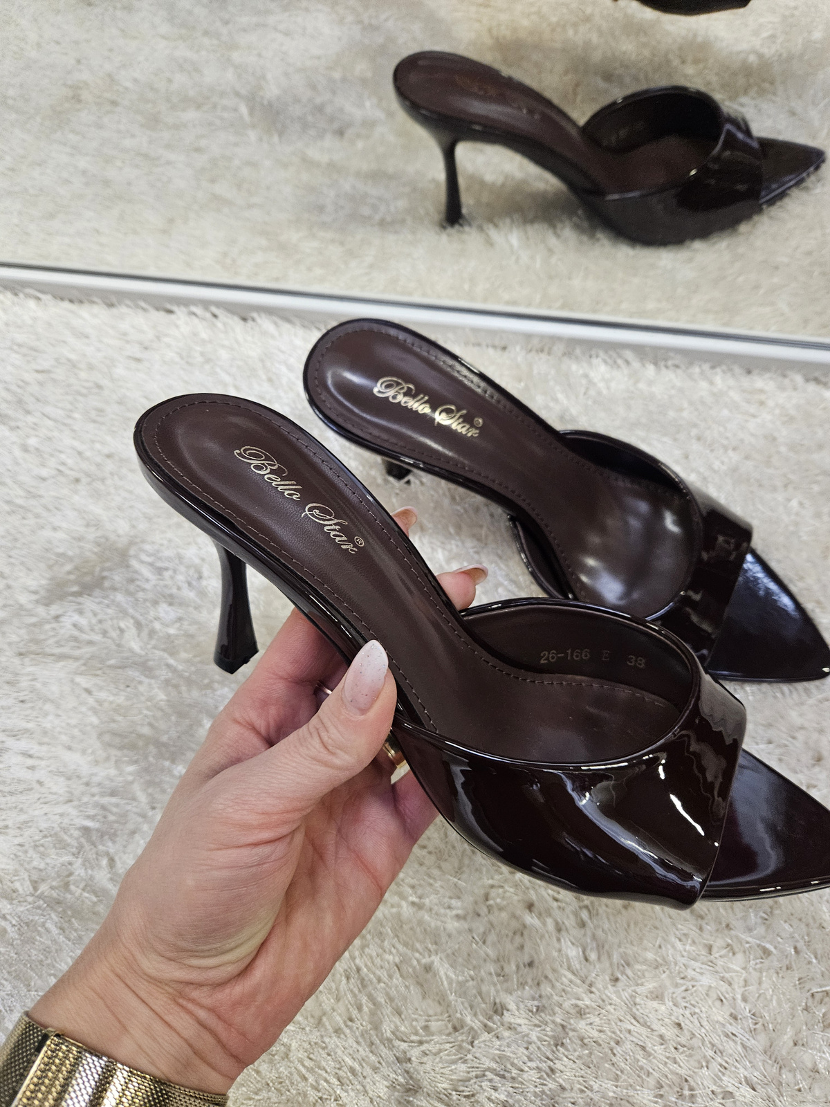 Klapki Camila na obcasie eko skóra  czekoladowe