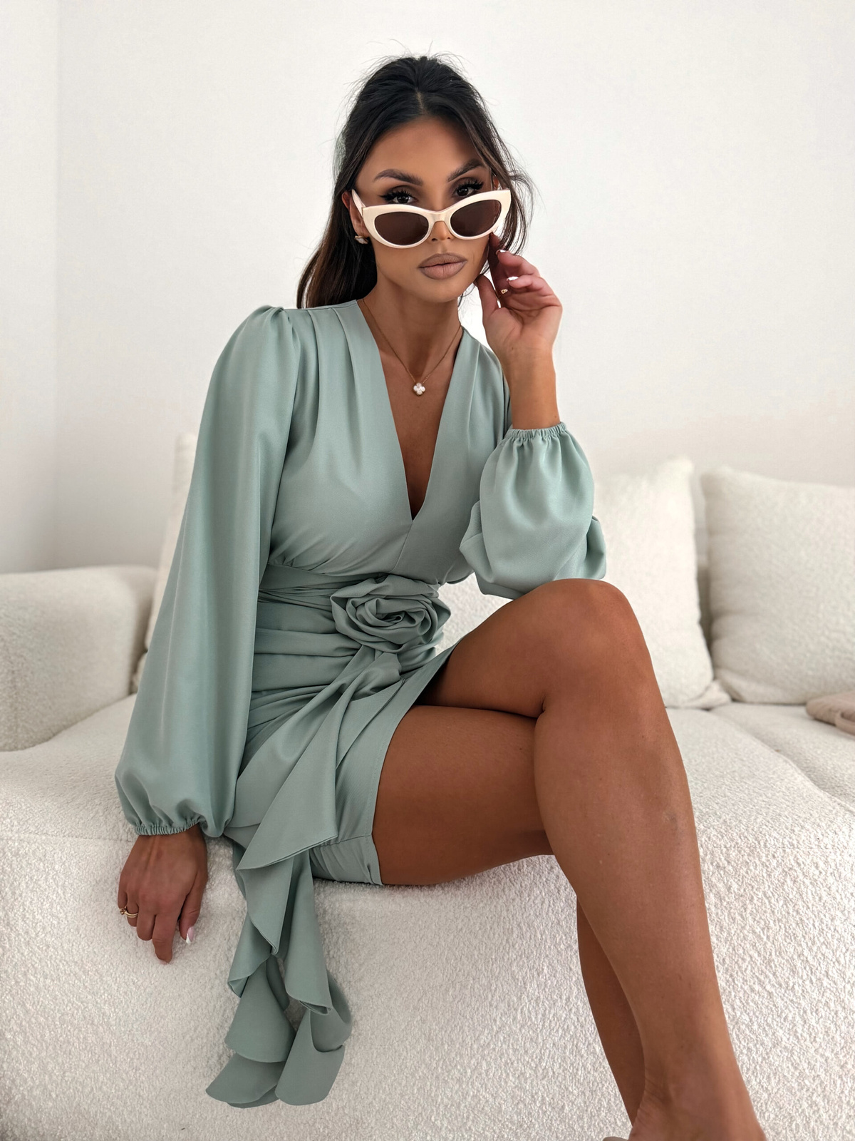 Elegancka Sukienka FLOWERS z długim rękawem pistacja