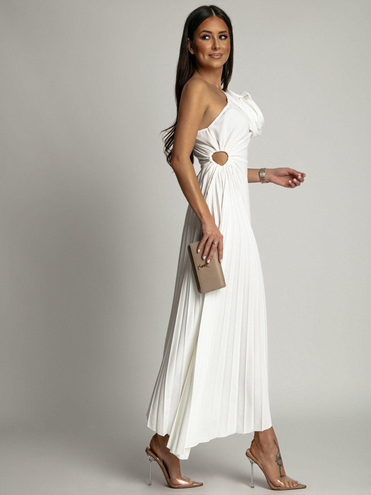 SUKIENKA PLISOWANA NA JEDNO RAMIĘ Rosalia- biały