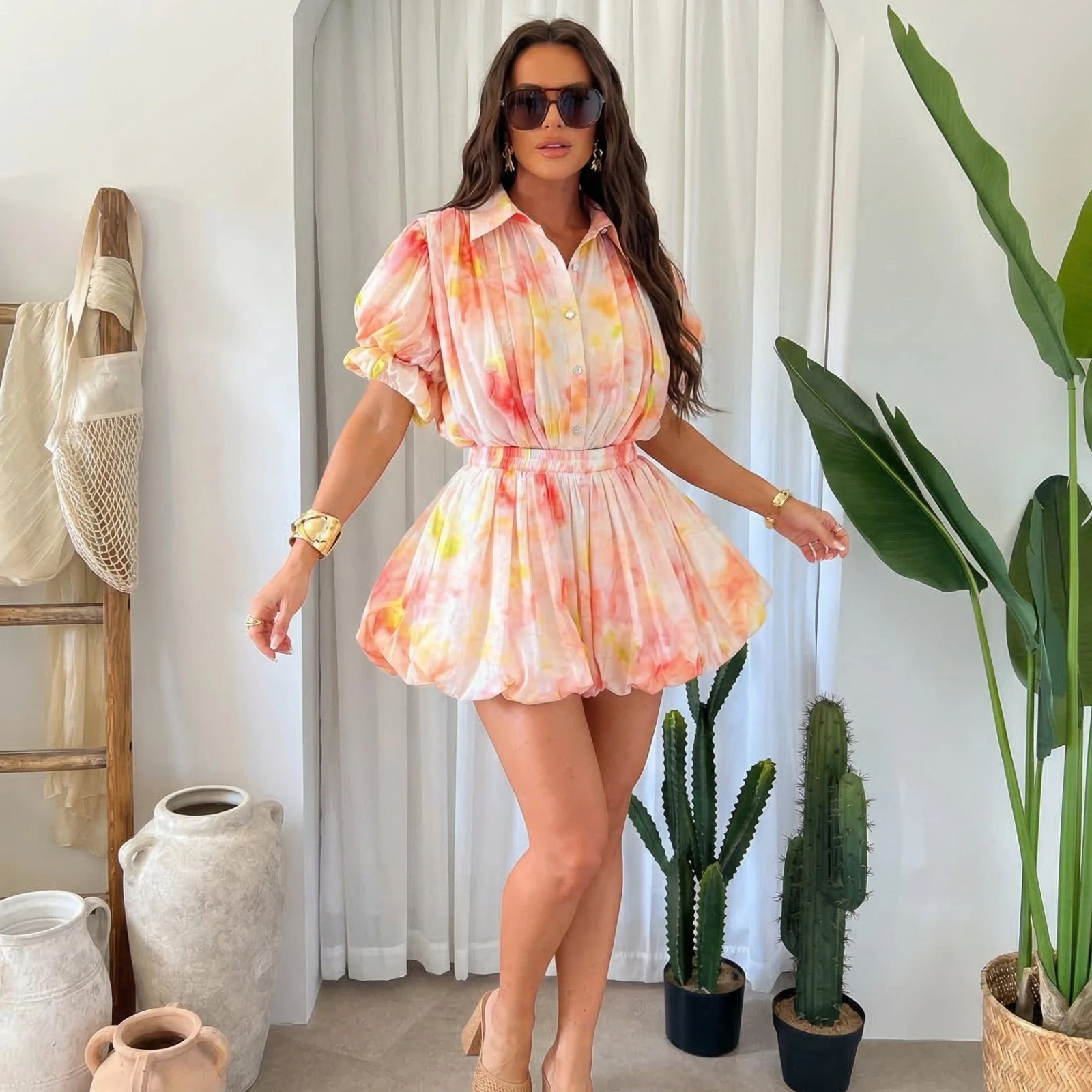 Komplet damski letni koszula bufiaste rękawy szorty pastelowy wzór różowy