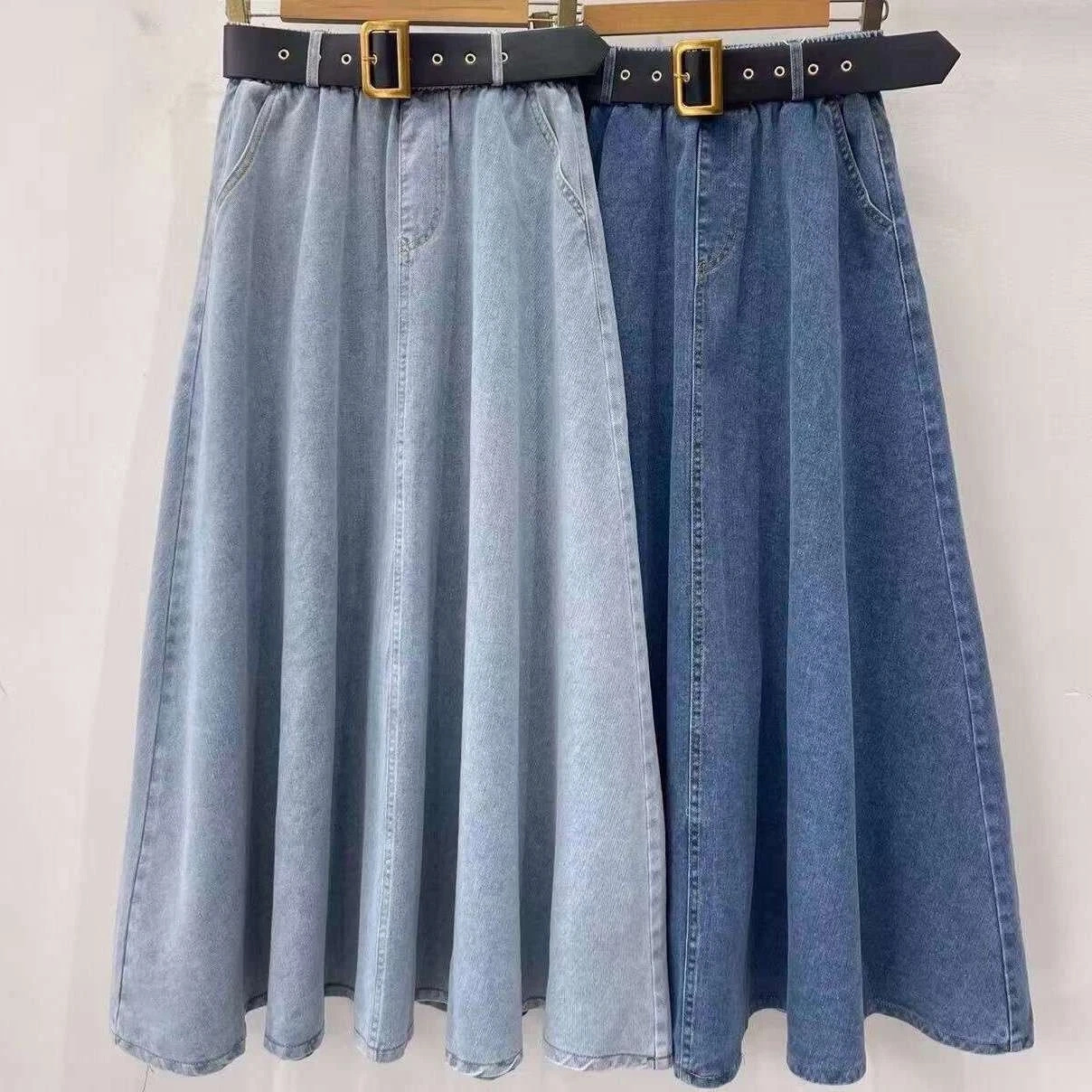 Spódnica Jeansowa Maxi Długa Rozkloszowana Denim A-line z Paskiem Damska