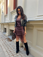 Czekoladowa sukienka satynowa z koronką na imprezę wesele