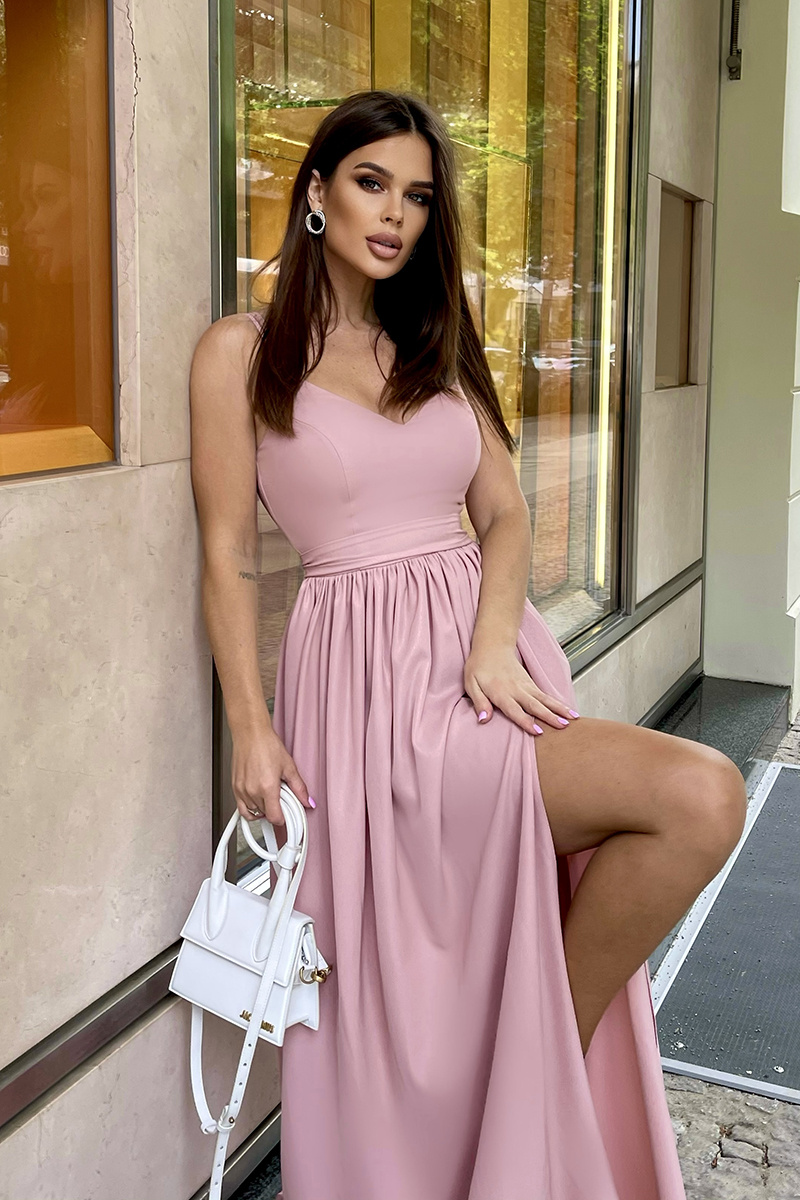 DŁUGA SUKIENKA NA RAMIĄCZKACH- różowy