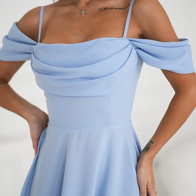 Sukienka Midi Błękitna Elegancka Wesele Studniówka Opadające Ramiona