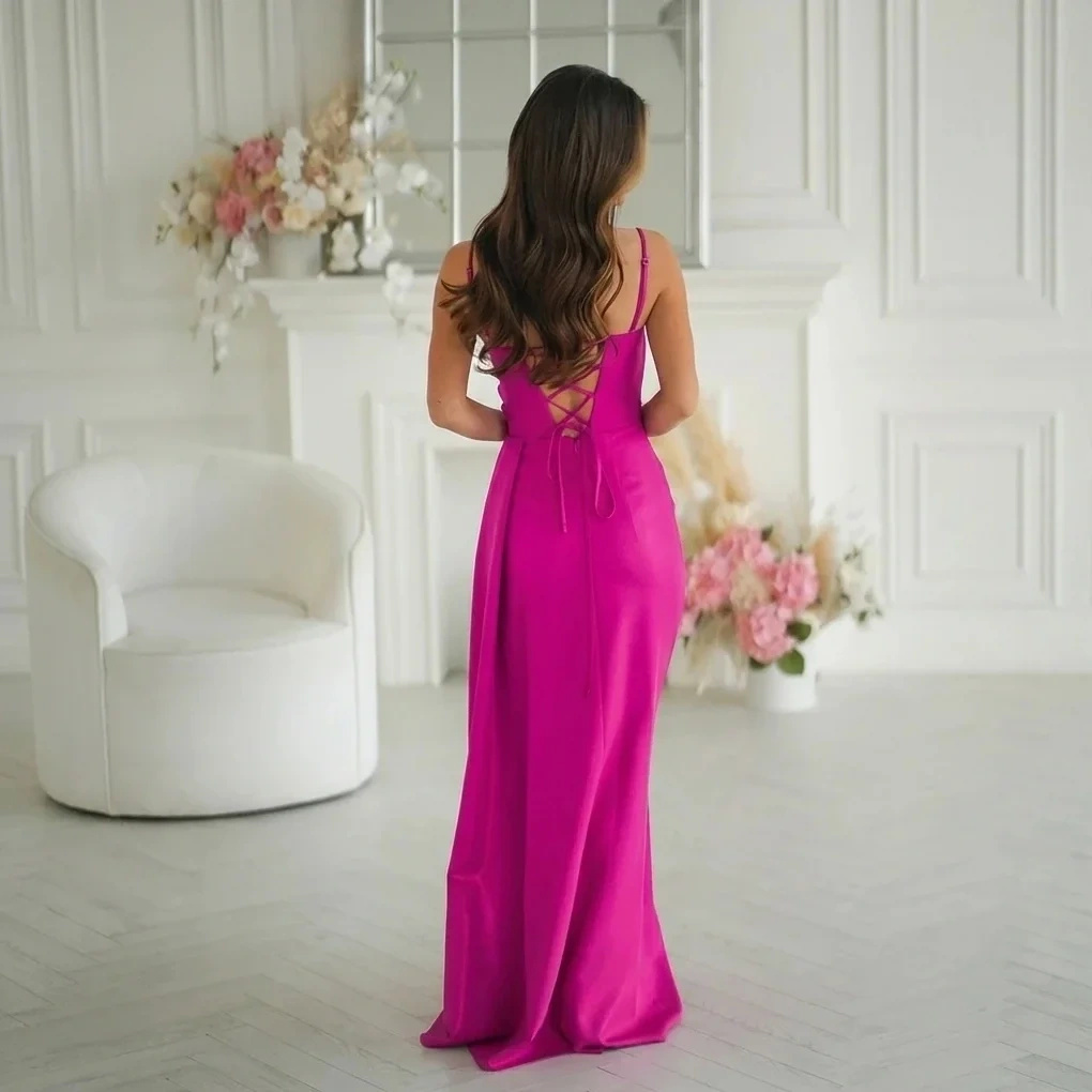 Sukienka Wieczorowa Maxi Fuksja Brokatowa z Rozcięciem