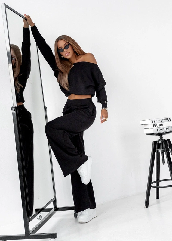 Dwuczęściowy dres damski oversize VIKI  polska produkcja czarny