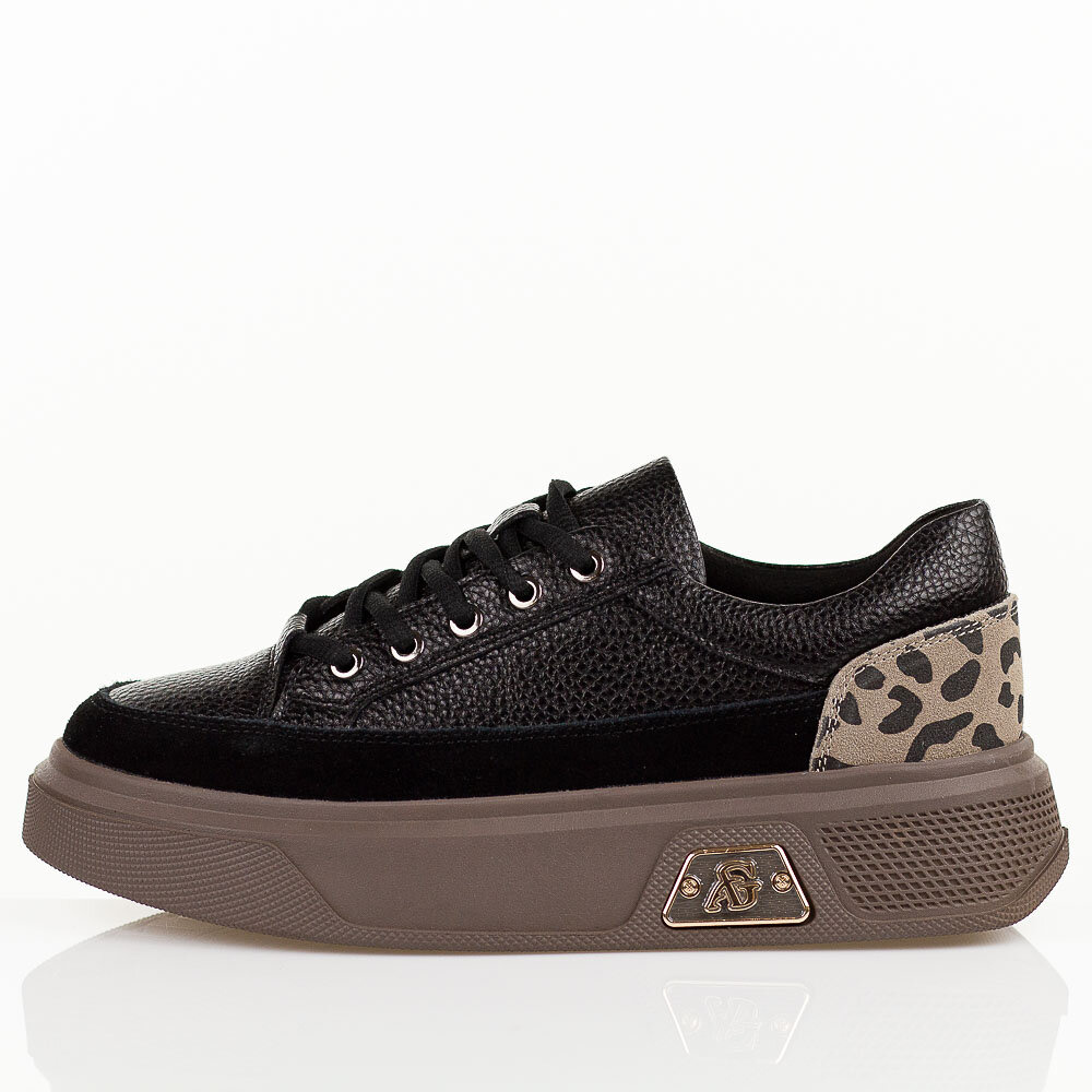 Skórzane półbuty damskie  na platformie beżowe