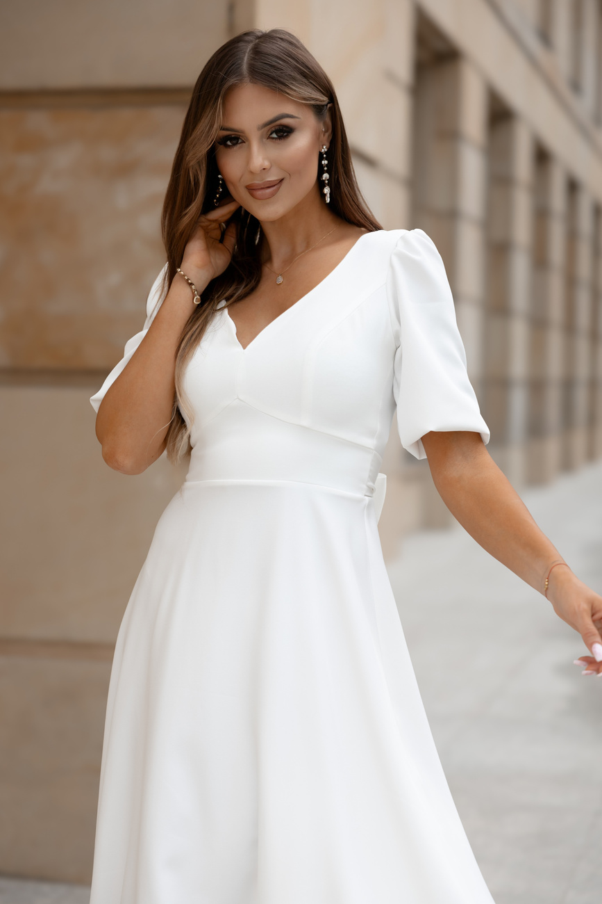 Elegancka midi Sukienka rozkloszowana Carmen biała